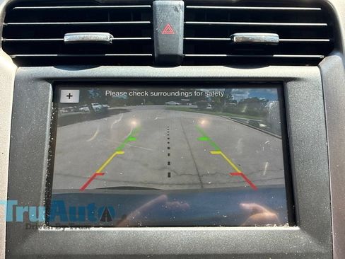 Used 2018 Ford Fusion SE w/ Fusion SE Technology Package FWD image 33