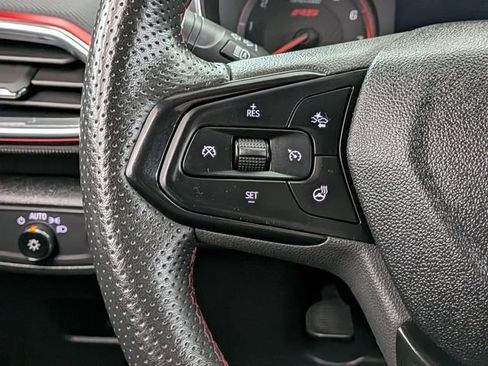 Used 2023 Chevrolet TrailBlazer RS w/ Convenience Package FWD image 32