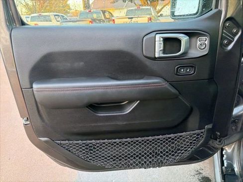 Used 2021 Jeep Wrangler Unlimited Rubicon image 17