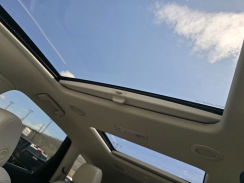 Used 2023 Buick Enclave Essence w/ Experience Buick Package image 32