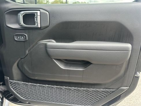 New 2025 Jeep Gladiator Mojave image 36