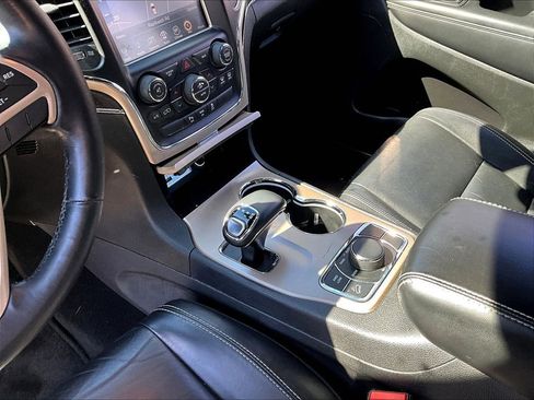 Used 2015 Jeep Grand Cherokee Limited image 13