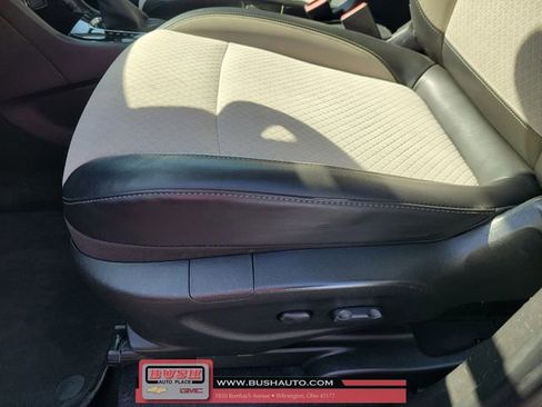 Used 2018 Buick Encore Preferred image 18
