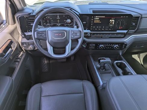 Used 2023 GMC Sierra 1500 SLT w/ SLT Premium Plus Package image 19