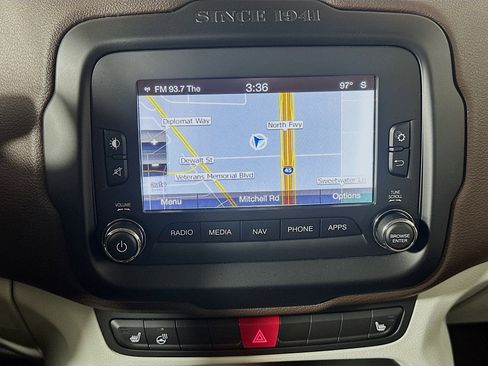 Used 2016 Jeep Renegade Limited AWD/4WD image 21