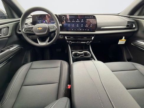 New 2026 Chevrolet Traverse LT w/ Driver Confidence Package image 16