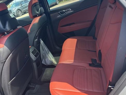 Used 2024 Kia Sportage SX FWD image 15