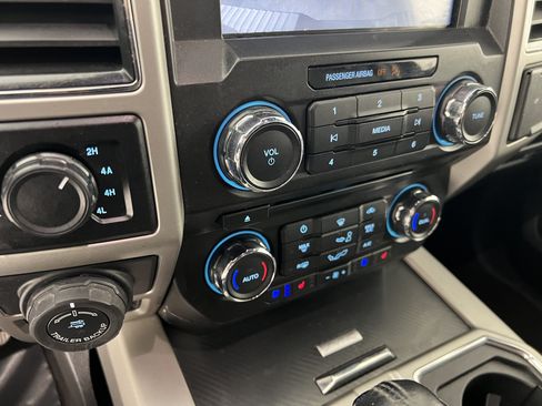 Used 2018 Ford F150 Lariat AWD/4WD image 31