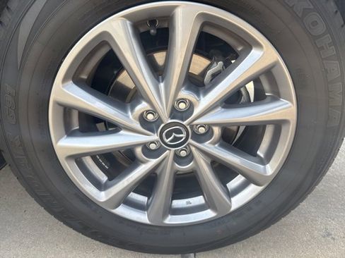 Used 2025 MAZDA CX-5 AWD 2.5 S w/ Preferred Package image 16