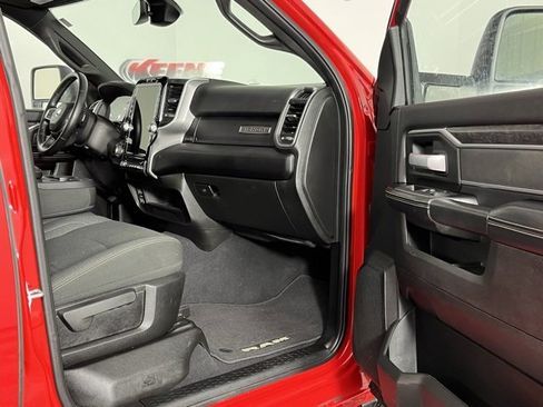 Used 2024 RAM 2500 Big Horn w/ Sport Appearance Package image 30