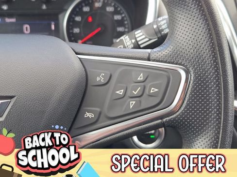Used 2020 Chevrolet Equinox LT FWD image 29