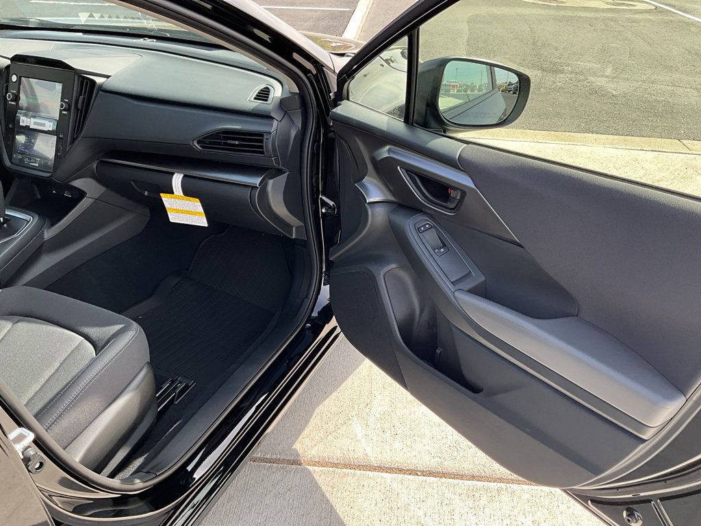 Certified 2025 Subaru Impreza 2.0i AWD/4WD image 2