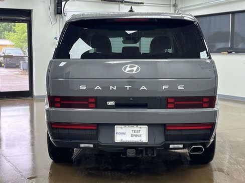 Used 2025 Hyundai Santa Fe SE FWD image 7