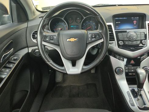 Used 2014 Chevrolet Cruze LT w/ Technology Package FWD image 22