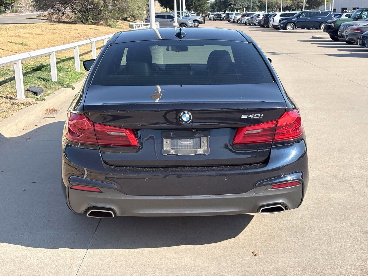 Used 2019 BMW 540i w/ M Sport Package RWD image 5