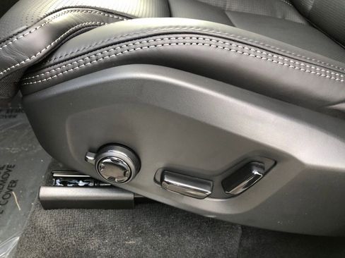 New 2026 Volvo XC90 B6 Ultra image 14