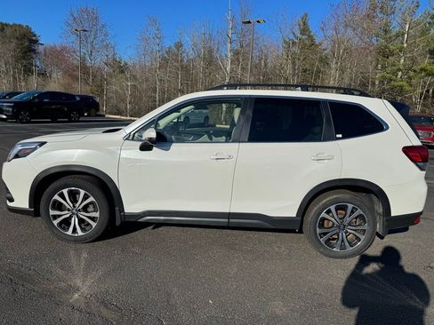 Used 2024 Subaru Forester Limited AWD/4WD image 4