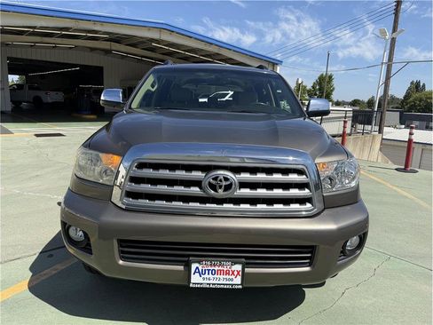 Used 2008 Toyota Sequoia Limited RWD image 3
