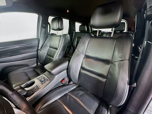 Used 2018 Jeep Grand Cherokee Limited image 21