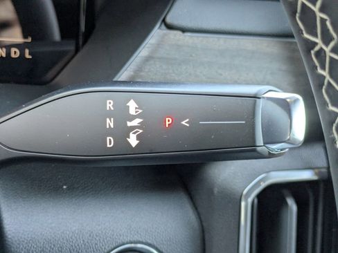 New 2026 GMC Acadia Denali Ultimate w/ LPO, Floor Liner Package image 20