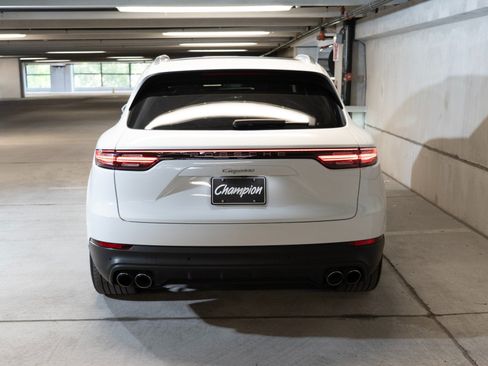 Certified 2023 Porsche Cayenne AWD/4WD image 10