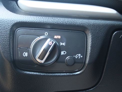 Used 2016 Audi A3 1.8T Premium image 18