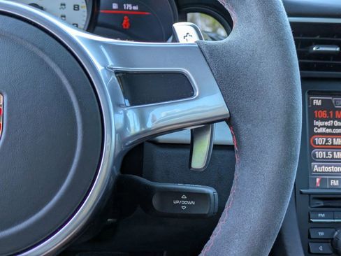 Used 2015 Porsche 911 GT3 image 25