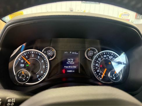 Used 2019 RAM 1500 Big Horn AWD/4WD image 12