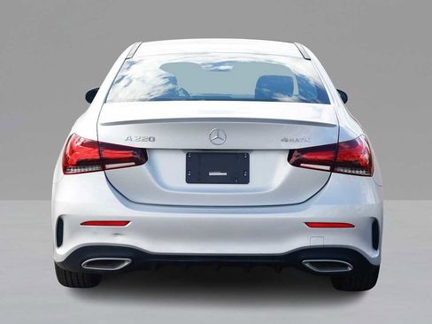 Certified 2022 Mercedes-Benz A 220 4MATIC image 6