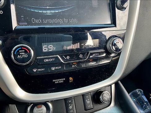 Used 2017 Nissan Murano SL image 32