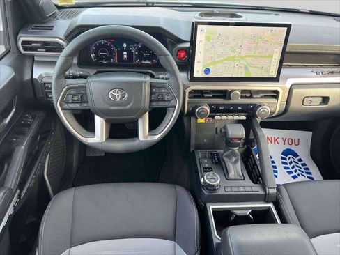 Certified 2025 Toyota Tacoma TRD Off-Road image 14