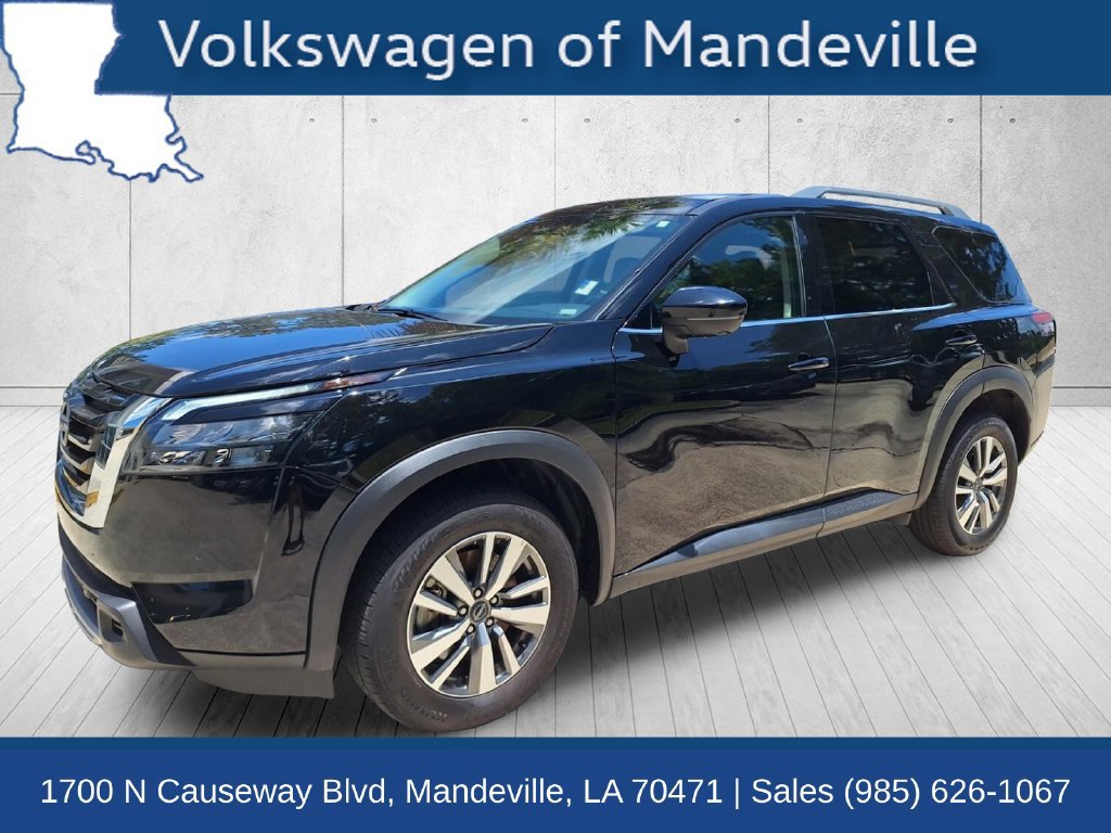 Used 2025 Nissan Pathfinder SL FWD image 1