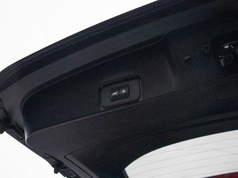 Used 2023 Nissan Rogue SV w/ SV Premium B Package image 20