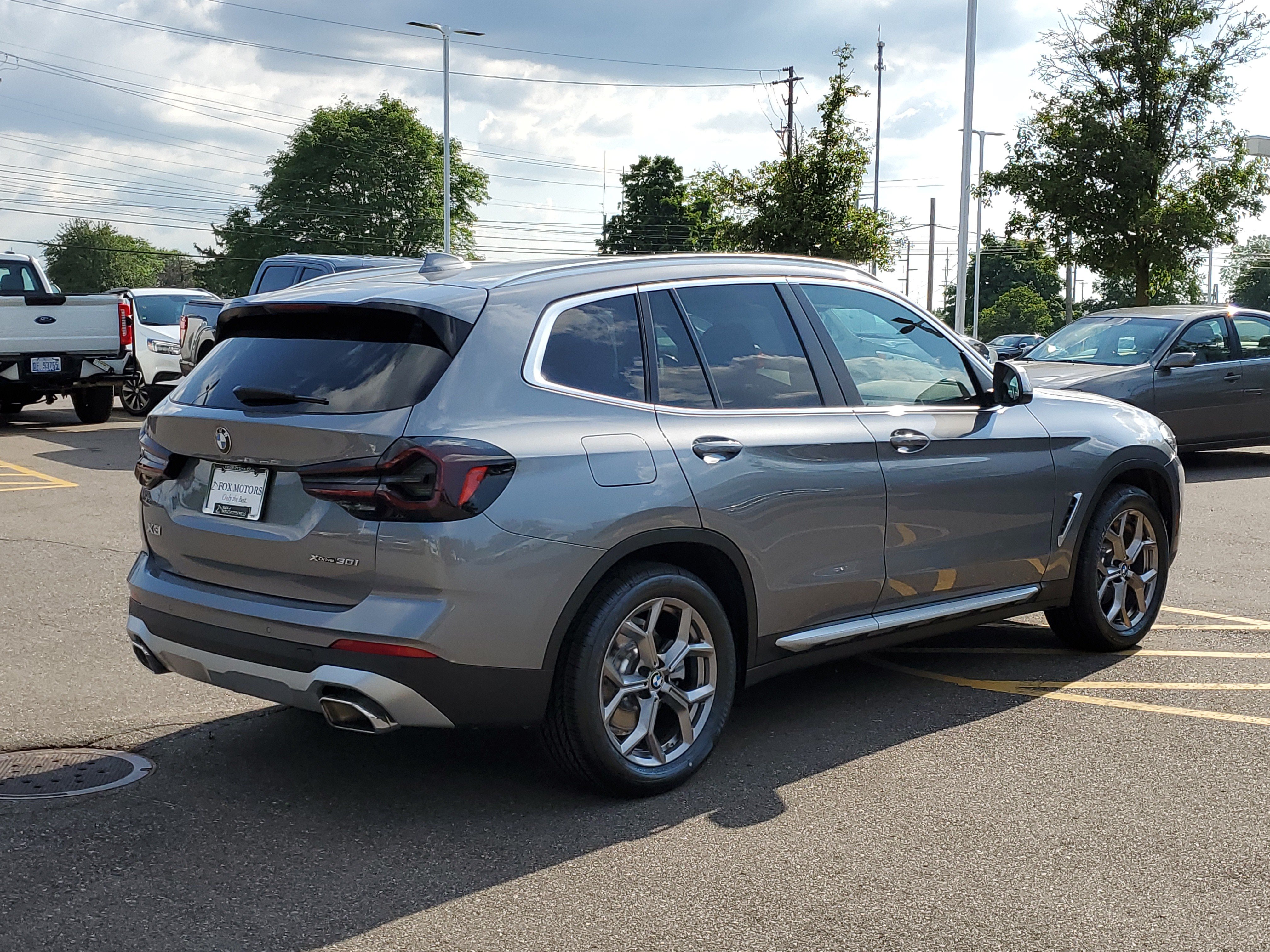 Certified 2023 BMW X3 xDrive30i w/ Convenience Package AWD/4WD image 3