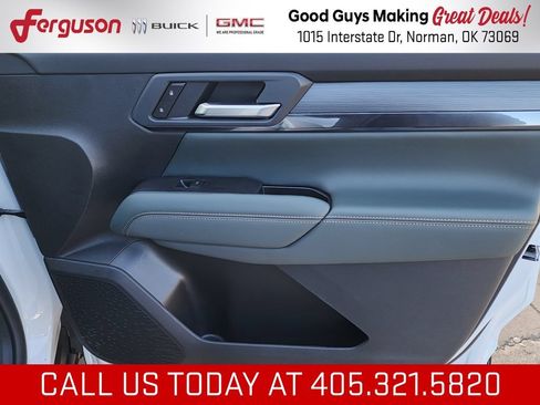 New 2026 GMC Terrain AT4 w/ Convenience Package III AWD/4WD image 38
