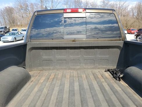 Used 2013 RAM 1500 Laramie w/ Convenience Group image 9