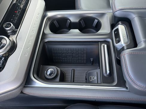 Certified 2025 Ford Expedition Max Active AWD/4WD image 45