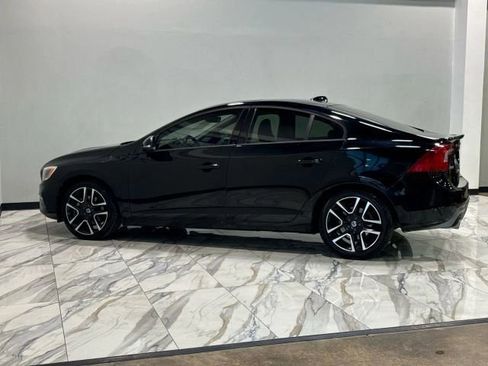 Used 2018 Volvo S60 T5 Dynamic w/ Vision Package image 9