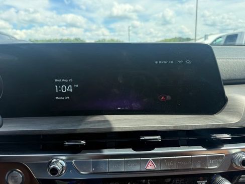 Used 2025 Kia Telluride SX Prestige X-Pro AWD/4WD image 10