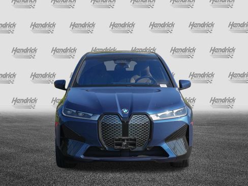 Used 2024 BMW iX xDrive50 w/ Sport Package AWD/4WD image 3