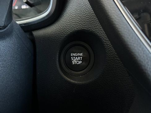 Used 2024 Toyota Corolla Cross XLE FWD image 20