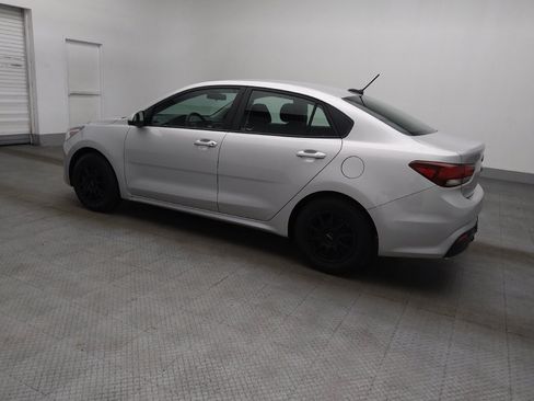 Used 2019 Kia Rio S image 3