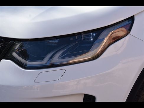 Used 2020 Land Rover Discovery Sport SE AWD/4WD image 46