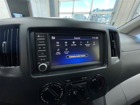 Used 2021 Nissan NV200 SV w/ Back Door Glass Package image 17