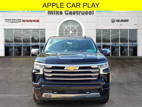 Used 2025 Chevrolet Silverado 1500 High Country AWD/4WD image 2