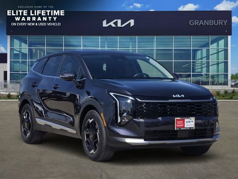 Used 2026 Kia Sportage EX FWD image 3