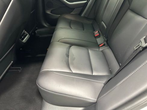 Used 2023 Tesla Model 3 Standard Range image 40