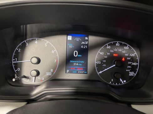 Certified 2024 Toyota Corolla SE FWD image 18