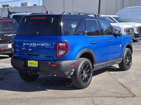 Certified 2025 Ford Bronco Sport Badlands image 5