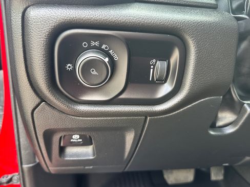 Used 2023 RAM 1500 Big Horn AWD/4WD image 16